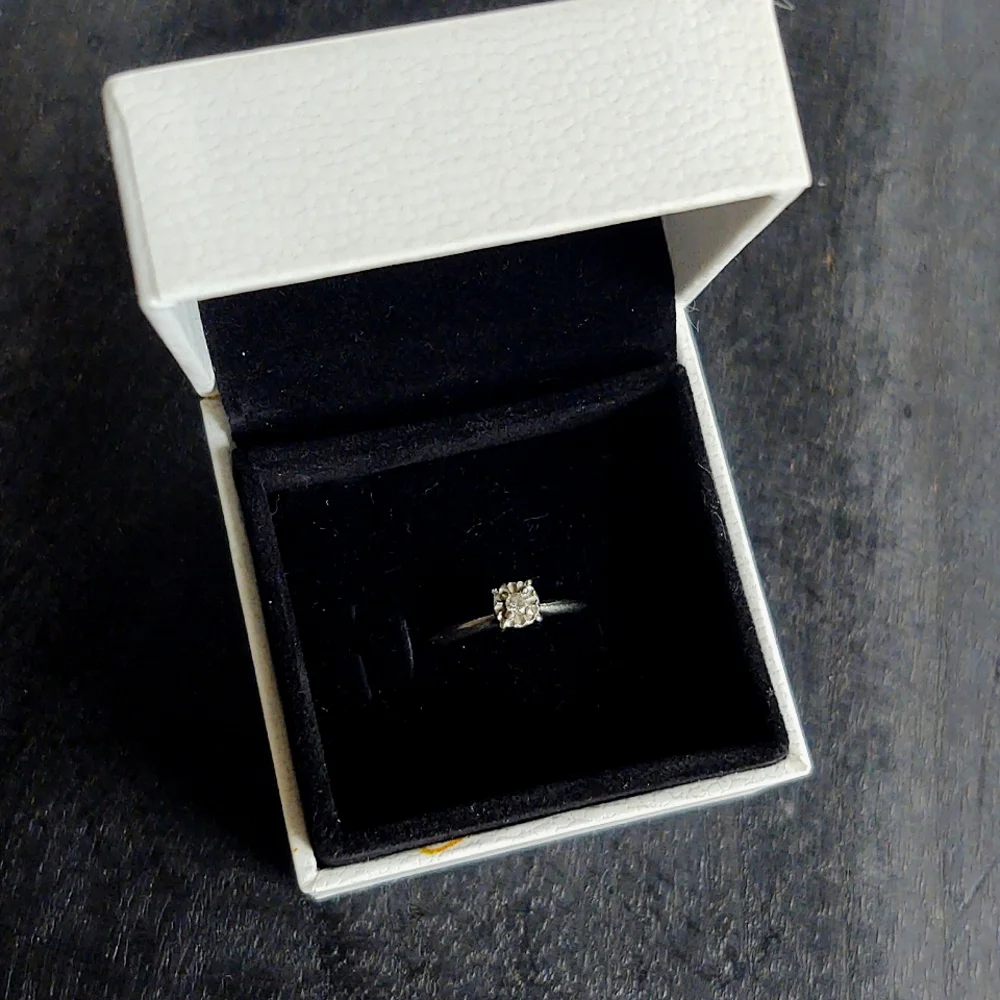 💎HP💎14k Gold Diamond vintage Engagement Ring Size 5.5 - Picture 3 of 6